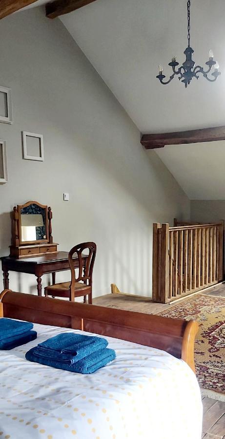 Sharecroppers Cottage With Swimming Pool Pageas ภายนอก รูปภาพ